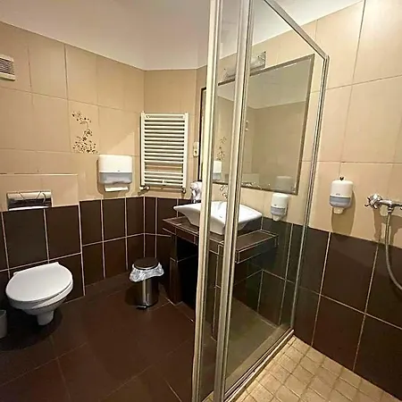 Jokai Bed & Breakfast 3*