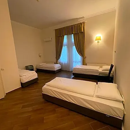 Jokai Bed & Breakfast