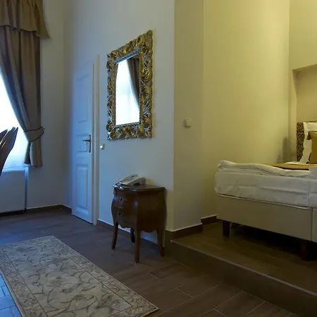 Bed & Breakfast Jokai Siófok