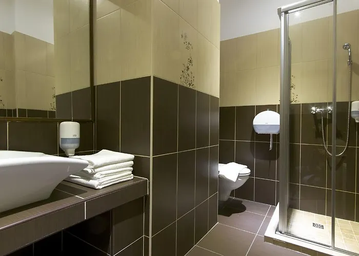 Jokai Bed & Breakfast 3*